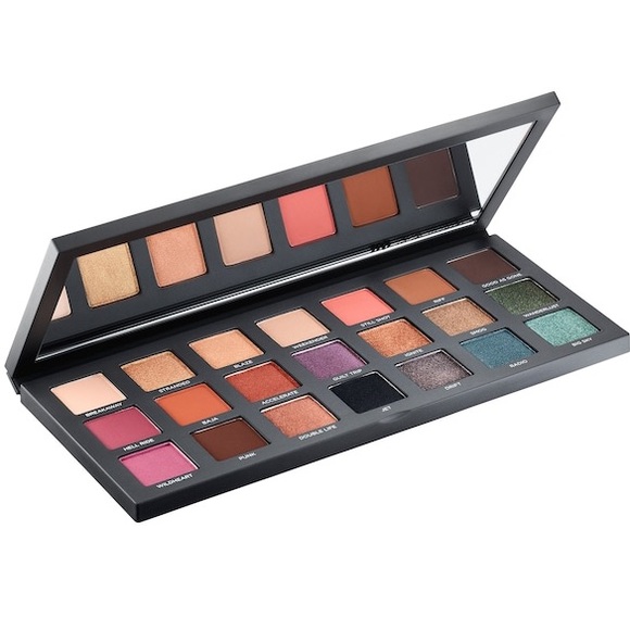 Urban Decay Born To Run Eyeshadow Palette - Picture 3 of 5